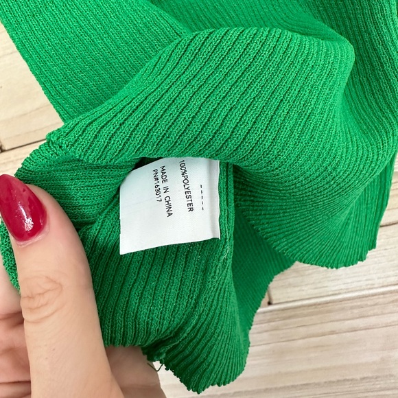 Green halter tank and pant 2 piece ribbed matching set - Picture 9 of 12